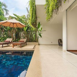 Résidence avec Piscine à 2 Chambres à Coucher